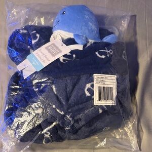 Hudson Baby Blue and White Blanket Set